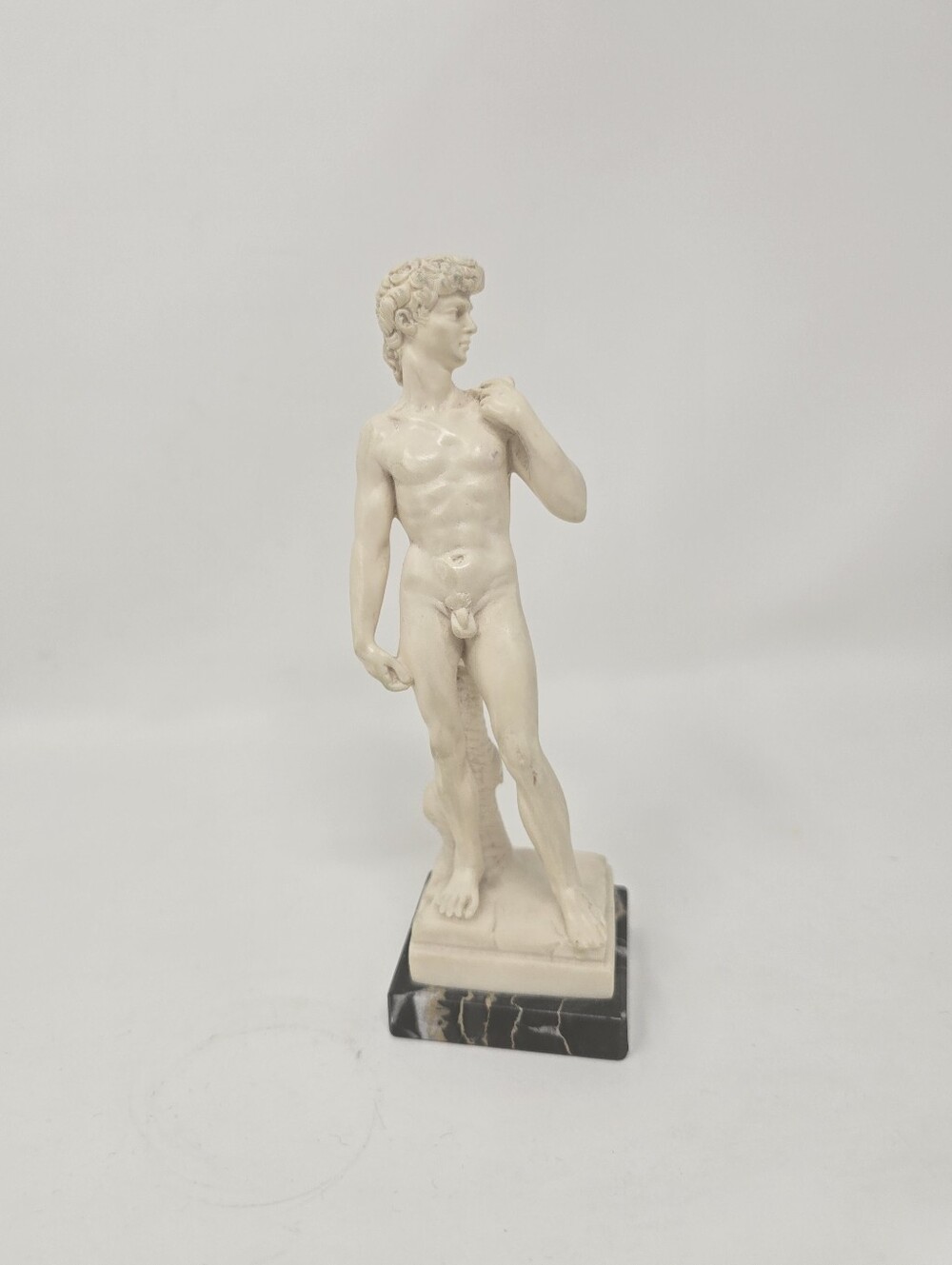 Michelangelo’s David G Ruggeri Sculptor Resin on Marble Base Made in 7"